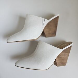 SPLENDID White Leather Block Heel Mules, 7.5 medium